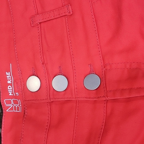 Women's Shorts Red NoBo shorts, multi button/zipper rear pocket shorts size 15 - Picture 2 of 5